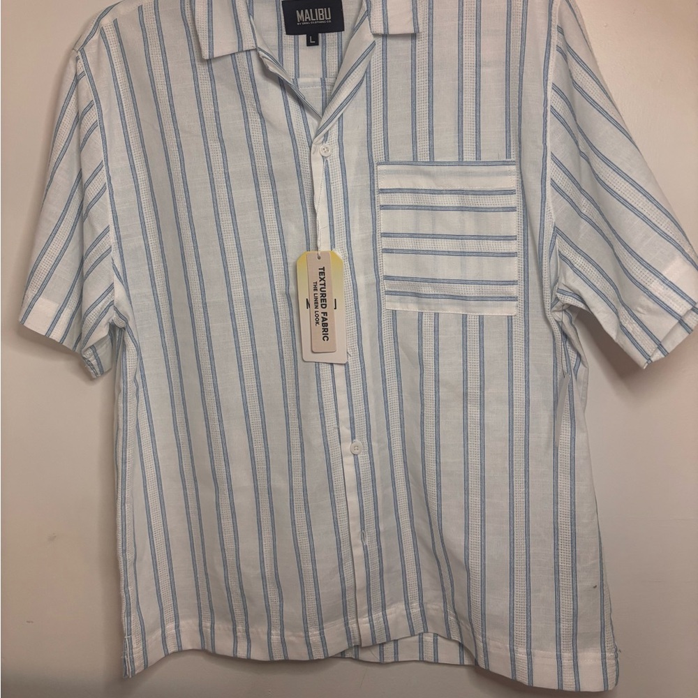 Malibu Men's White and Blue Striped Casual Shirt